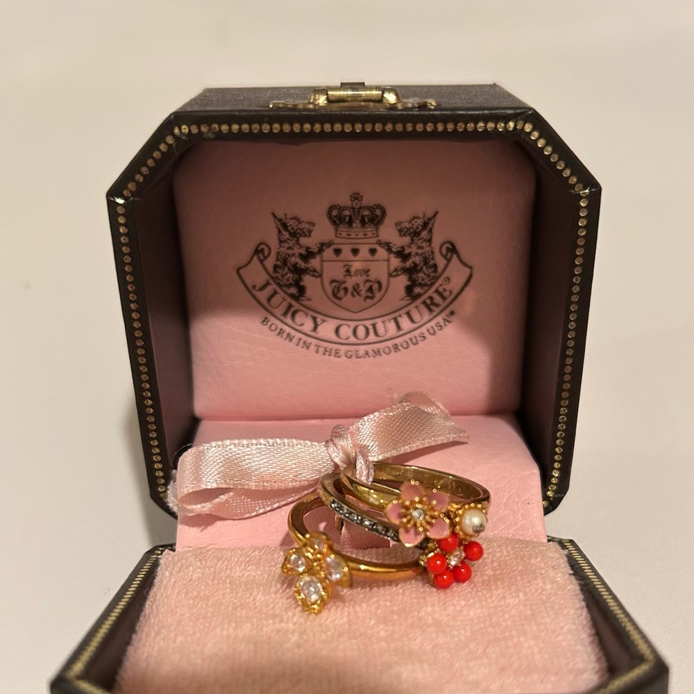 Juicy Couture Stacking Ring Set